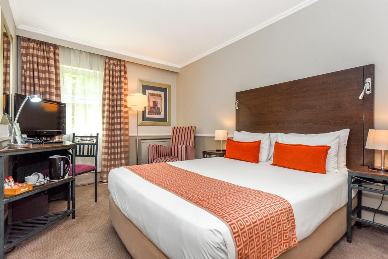 Mercure Johannesburg Randburg Екстериор снимка